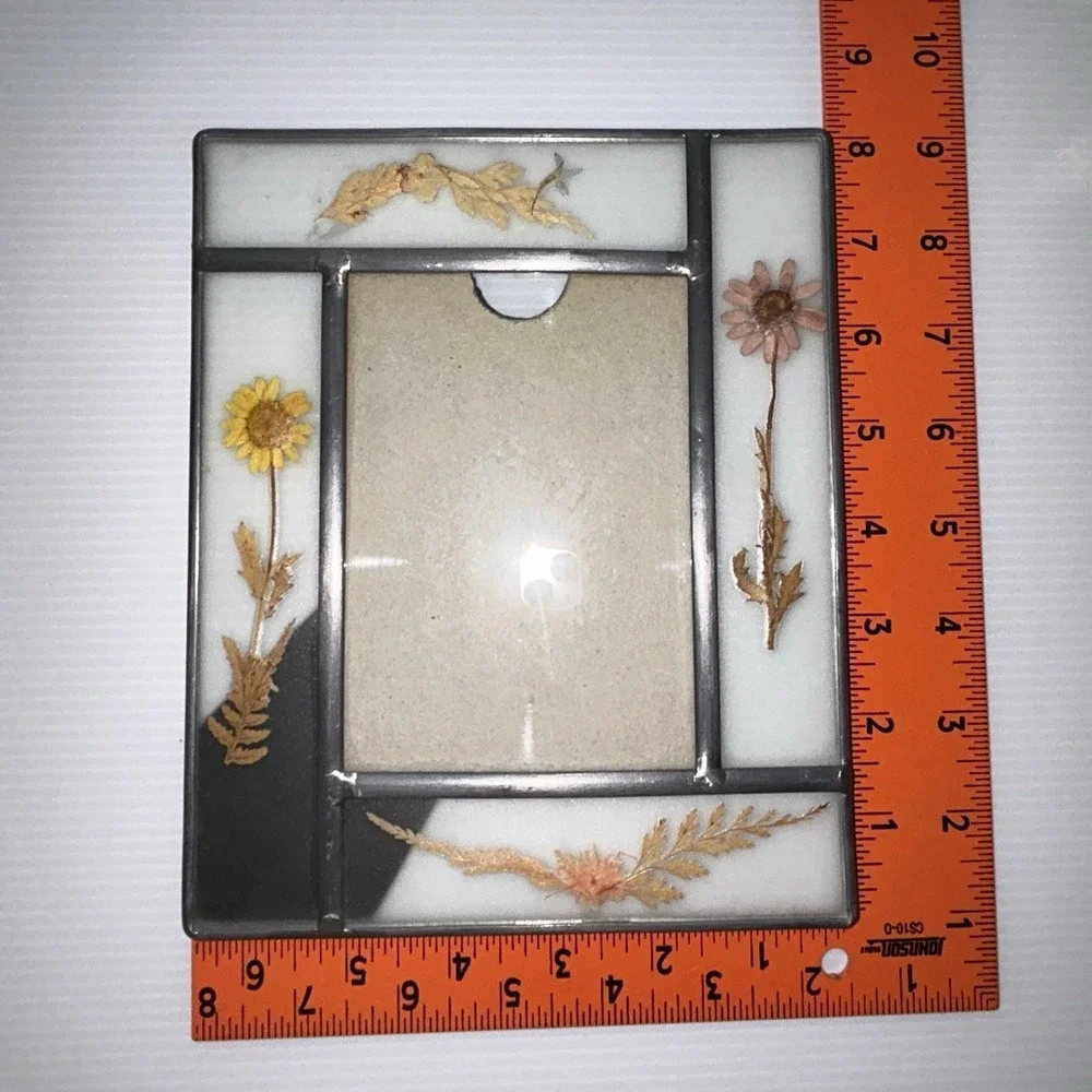 Connoisseur‎ Pressed Dried Flowers Glass Picture Frame 4x6 Photo Cottagecore